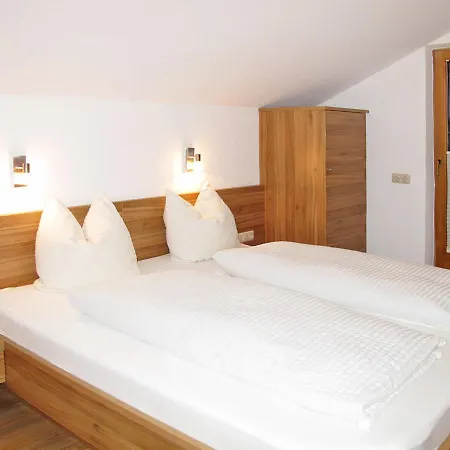Haus Neuner 621w 公寓 施文道