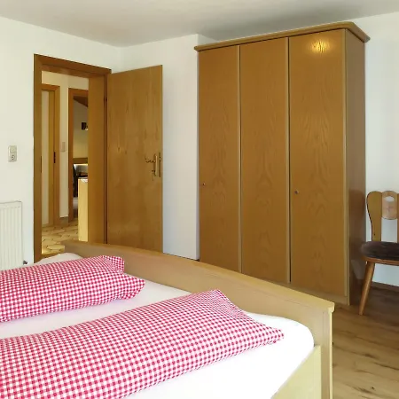 公寓 Haus Neuner 621w 施文道